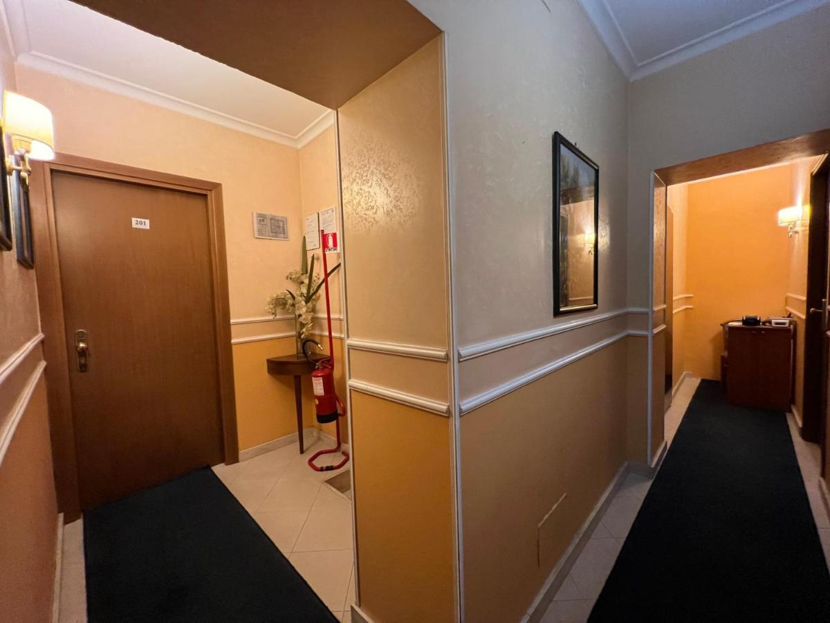 Baltik Guesthouse Roma Ngoại thất bức ảnh