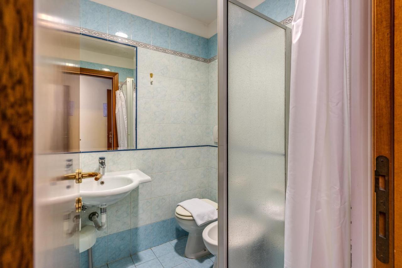 Baltik Guesthouse Roma Ngoại thất bức ảnh